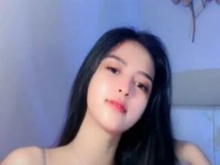 Solusi Crot Live Bareng Hella Tambah Mempesona